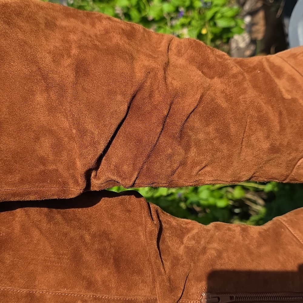 WHBM kneehigh Suede Boot - Picture 4 of 12